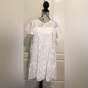 Simplee White Islet Dress